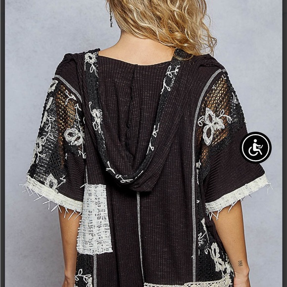 POL Black Patchwork Top with Crochet design - Picture 4 of 5